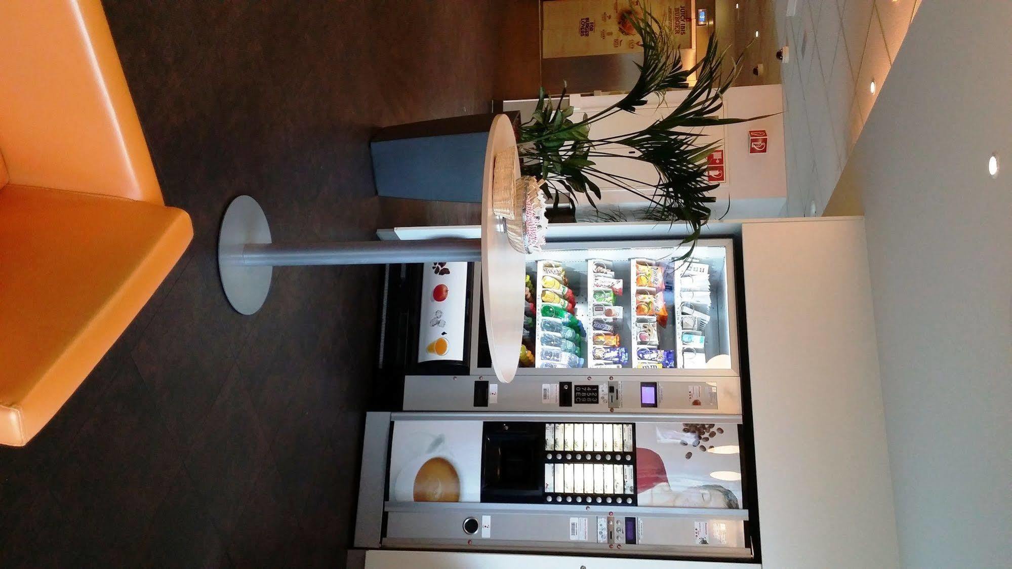 Ibis Budget Geneve Petit-Lancy Eksteriør bilde